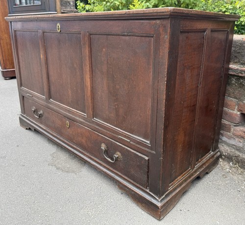 Antique oak coffer - coffer, chest