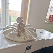 VINTAGE Nao By Lladro