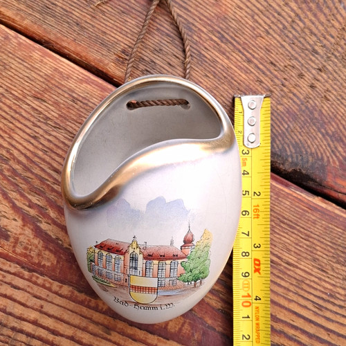 Ceramic wall mounted pocket - ceramic,