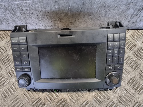 Mercedes vito sat nav - nav, head