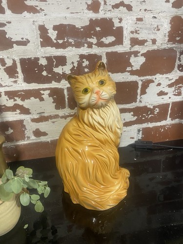 Large vintage kitsch ceramic - large,