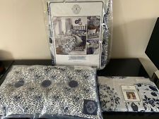 **KIRSTIE ALLSOPP JOCELYN KING SIZE DUVET, HOUSEWIFE PILLOWCASES AND CUSHION, NE