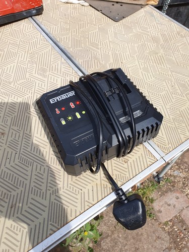 Used erbauer efc18 18v 6a - used,