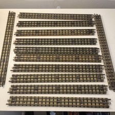 12 Hornby Dublo 3 Rail