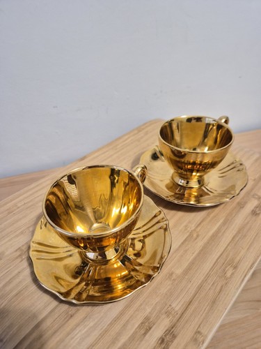 Pair vintage royal winton - pair,