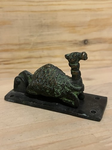 Solid brass camel shaped - brass,
