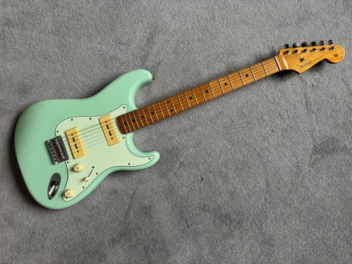Fender noventa stratocaster - fender,