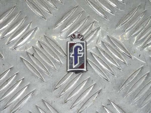 Pininfarina badge crest - f,