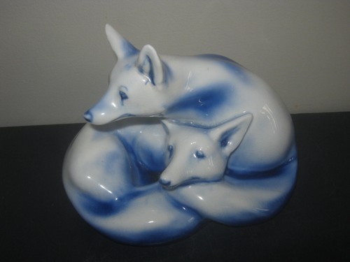 Rare royal doulton foxes - rare,