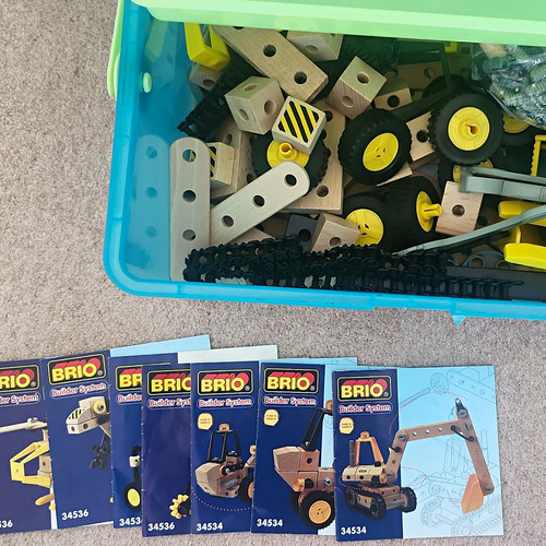Brio builder construction - builder,