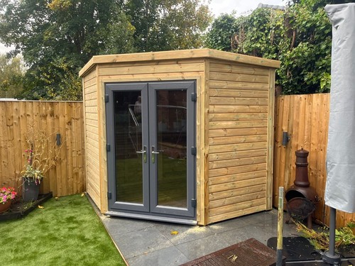 8x8 corner summer - 8x8, house