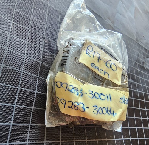 New suzuki oil seal ds250 - new,