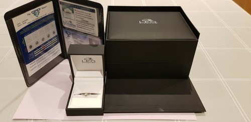 Leo diamond engagement ring - , 18