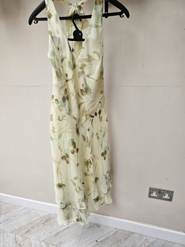 Pretty feminine dress - by, mara