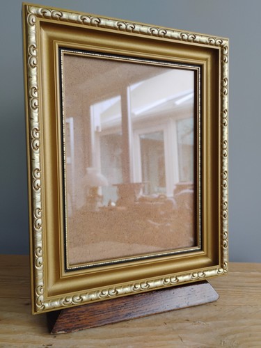 Gold painted wooden - painted, photo