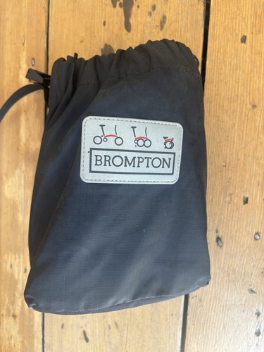 Brompton folding bike - folding,