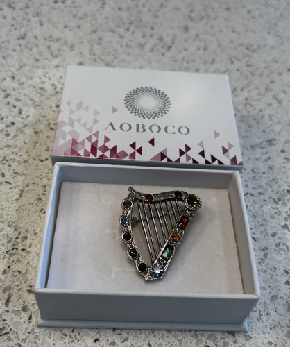 Irish harp brooch - harp,