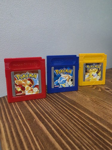 Genuine nintendo pokemon red - genuine,
