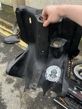 Yamaha Aerox YQ50 Inner Knee