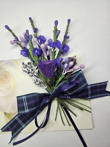 Scottish thistle heather - &,