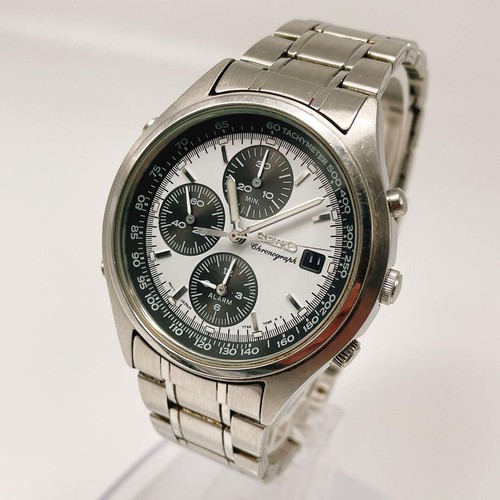 Seiko chronograph panda date - seiko,