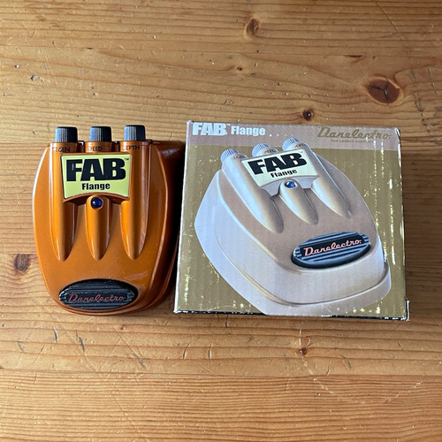 Danelectro fab flange - flange, analogue