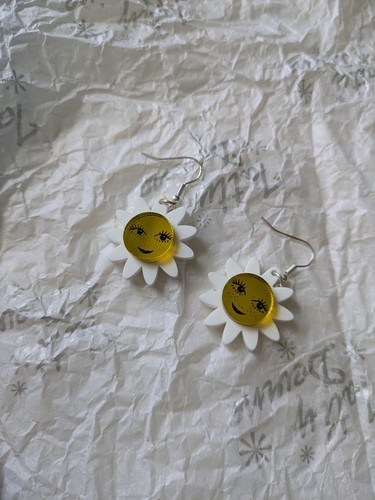 Tatty devine smiley daisy - tatty,