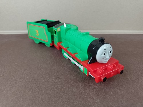 Henry linked tender tomy - &,