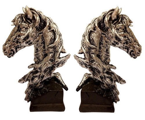 Horse head sculpture on - head,
