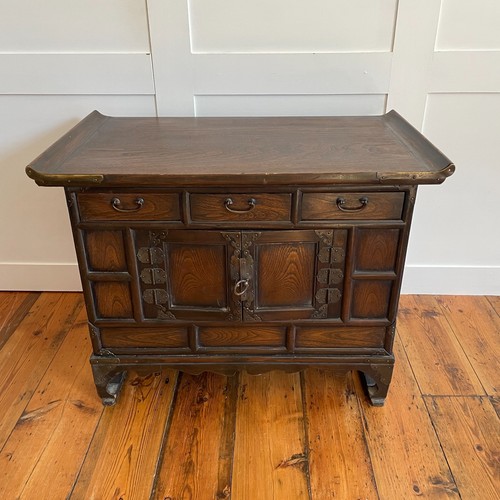 Oriental style side cabinet - side,
