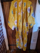 Beautiful Yellow Flower Design