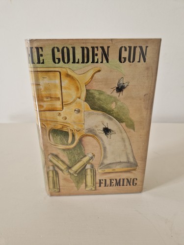 The man with golden - golden, gun