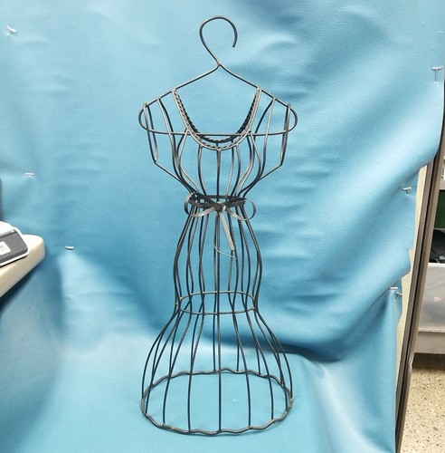 Tall metal wire hanging - metal,