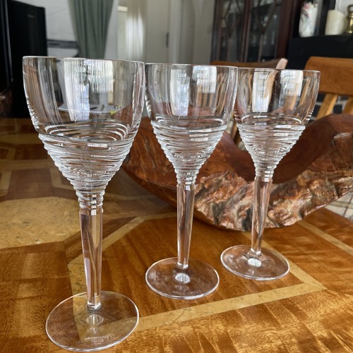 Stuart crystal strata - stuart,