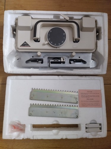 Knitmaster lace carriage - knitmaster, 2