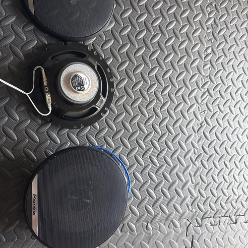 Pioneer door speakers - pioneer,