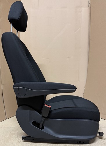 Single passenger seat - passenger’s,