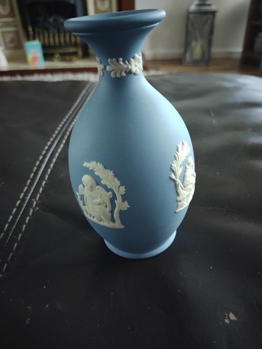 Wedgwood jasper miniature - jasper,