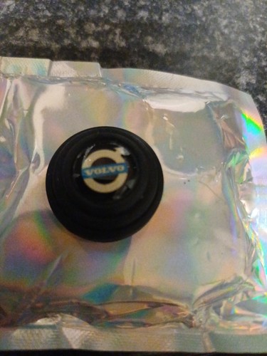 Volvo car hub caps set - volvo,