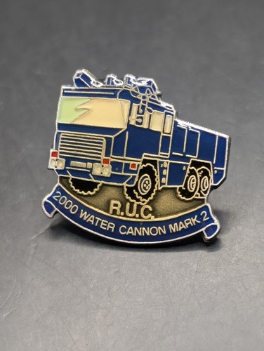 Ruc police badge - badge, 2000