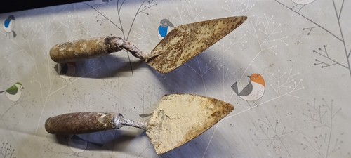 Bricklayers trowels - bricklayers,