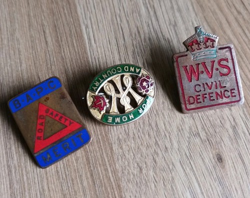 Vintage enamel badge job - vintage, lot