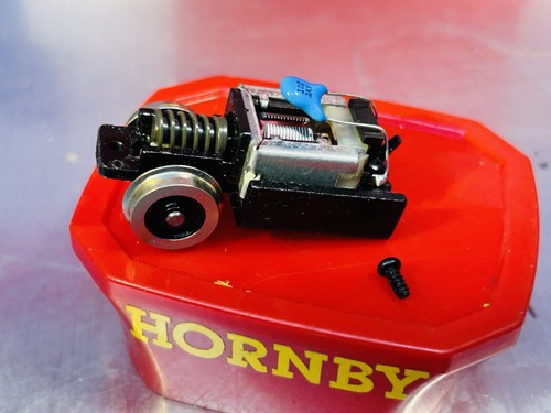 Hornby r346 class 142 dmu - hornby,