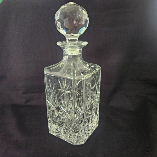 Royal doulton style - royal, crystal