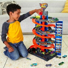 Hot Wheels City Mega Garage Playset + 1 Vehicle - Free Shipping