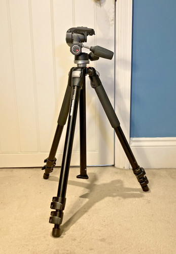 Manfrotto 055clb tripod - tripod, +