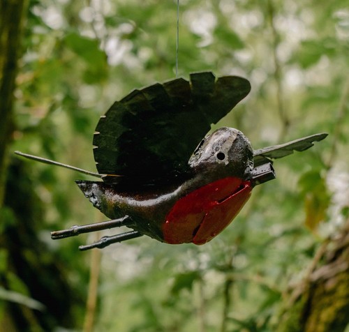 Metal flying robin - metal,