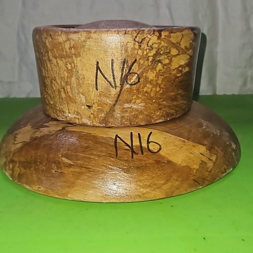 Wooden hat block - ,