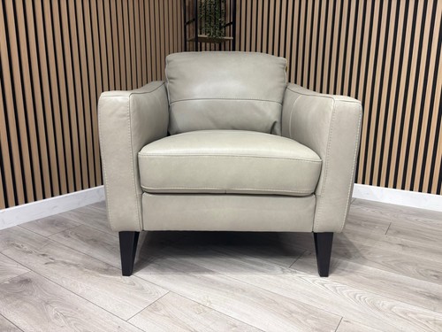 John lewis bailey style - lewis,