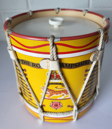 Splendid military regimental - splendid,
